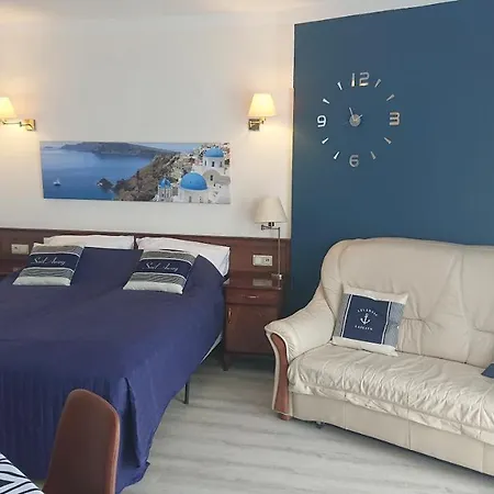 Santorini Kasprowicza 12a 440 קולובז'ג